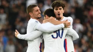 Mâu thuẫn giữa Messi và Vitinha